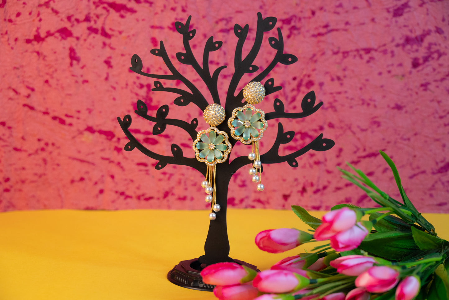 Noor AD Earrings