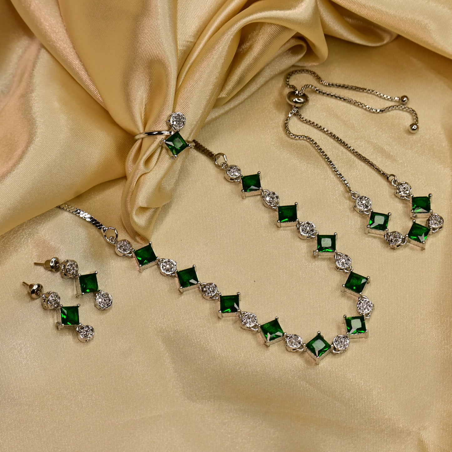 Arohini AD Necklace Set