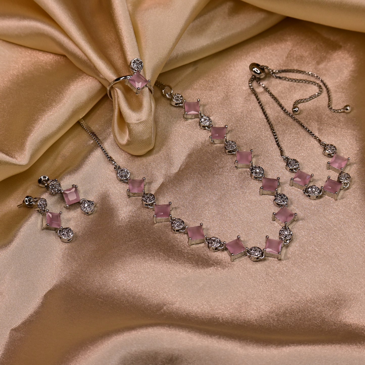 Arohini AD Necklace Set